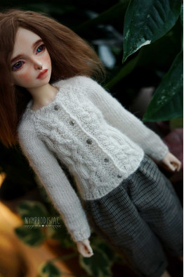 Knitted sweater