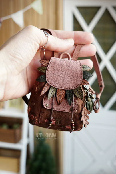 1/4 doll backpack 1/4 doll backpack