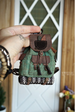 1/4 doll backpack