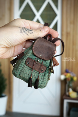 1/4 doll backpack